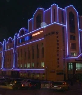 Архітектурна підсвітка фасада будівельи